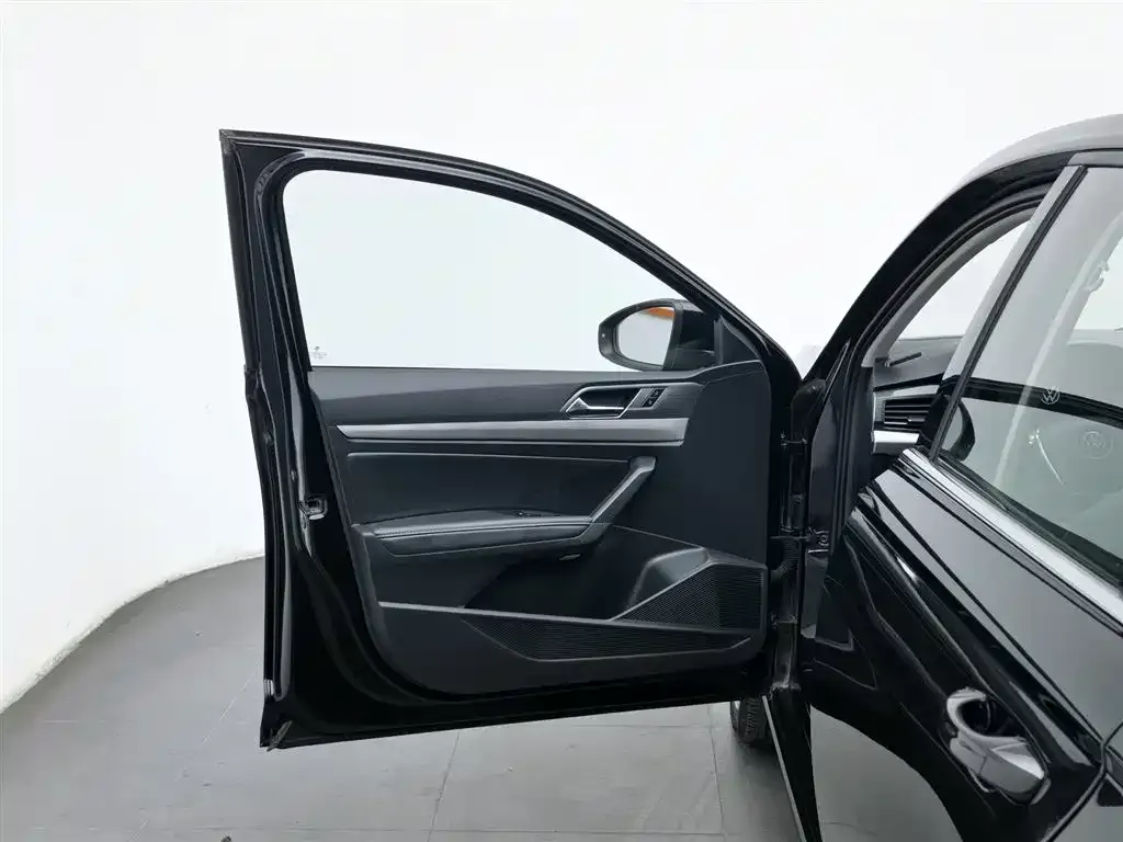 Volkswagen Lavida 2022 из CN, фото 10