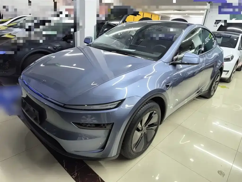 Tesla Model Y 2025 из CN, фото 7