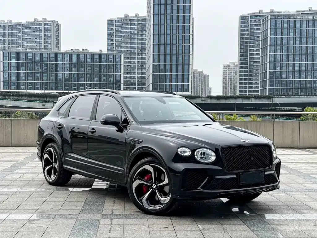Bentley Bentayga 2022 из CN, фото 6