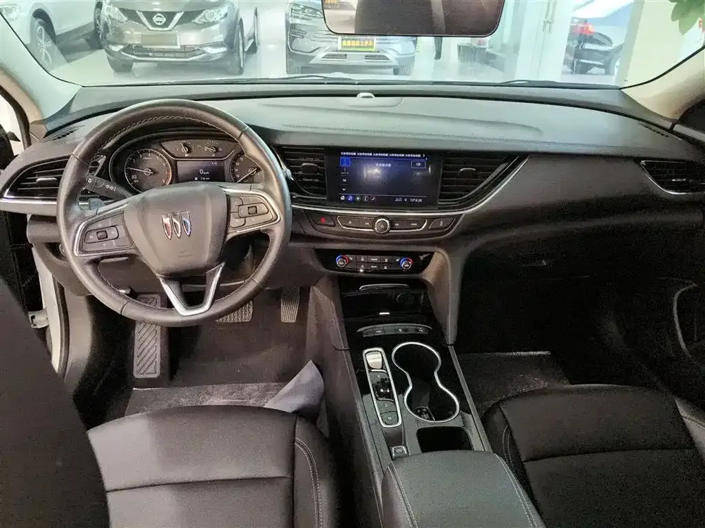 Buick Regal — фото 8