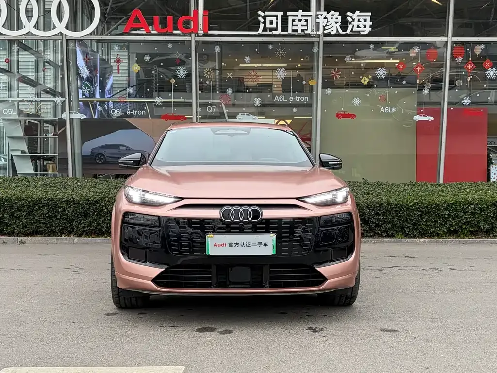 Audi Q6L e-tron — фото 6