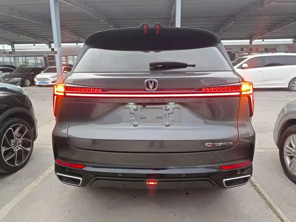 Changan CS75PLUS 2024 из CN, фото 2