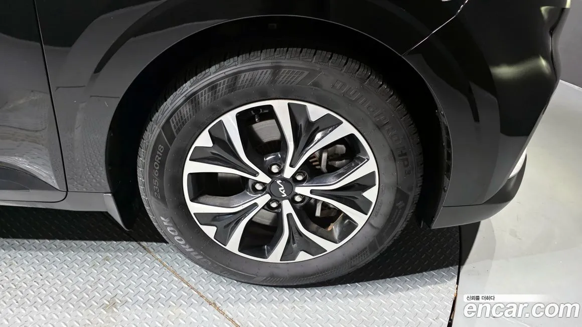 Kia Carnival 2023 из KR, фото 10