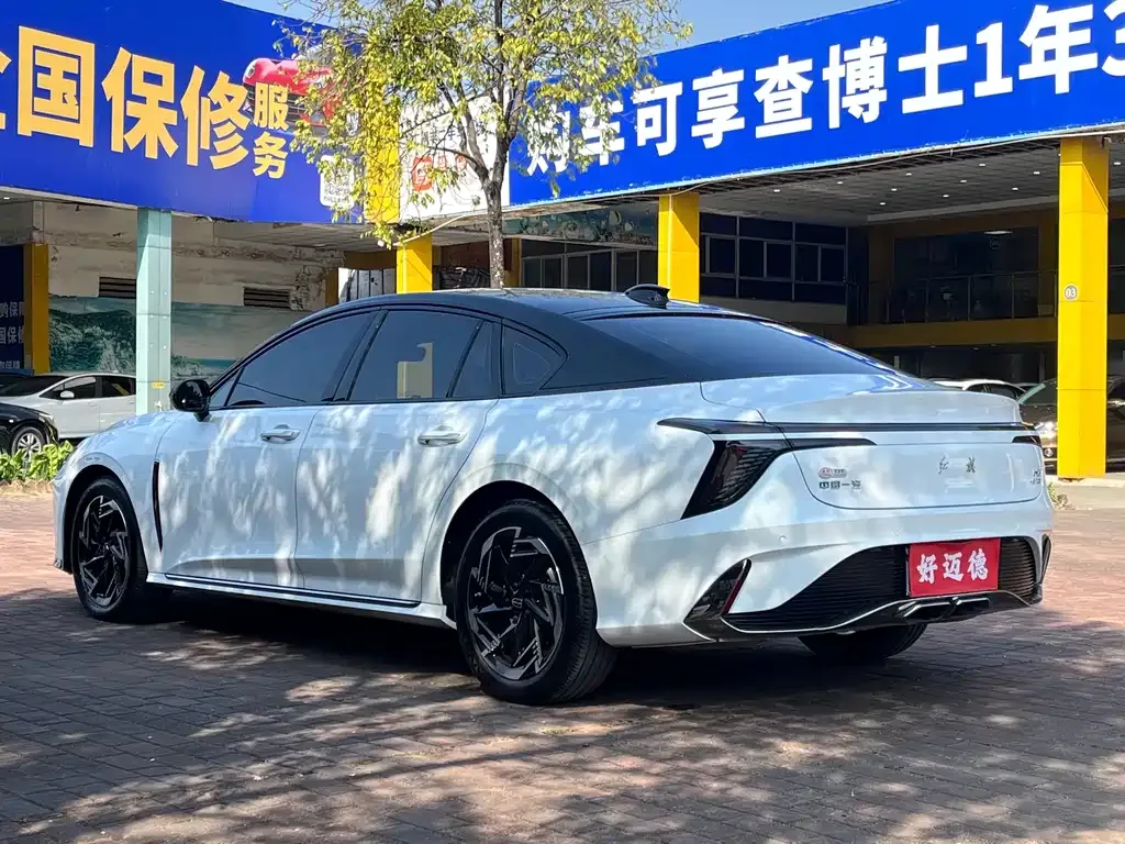 Hongqi H6 — фото 6