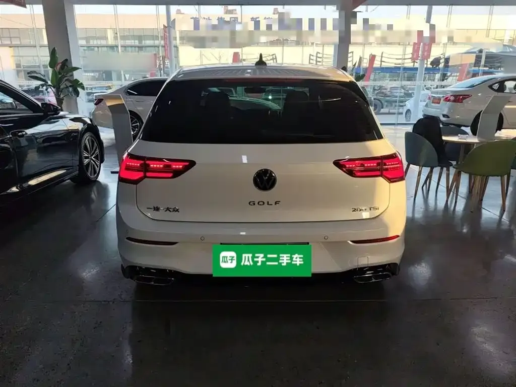 Volkswagen Golf 2024 из CN, фото 6