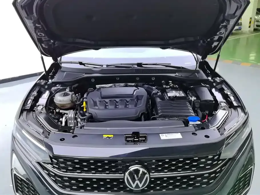 Volkswagen Passat 2024 из CN, фото 5