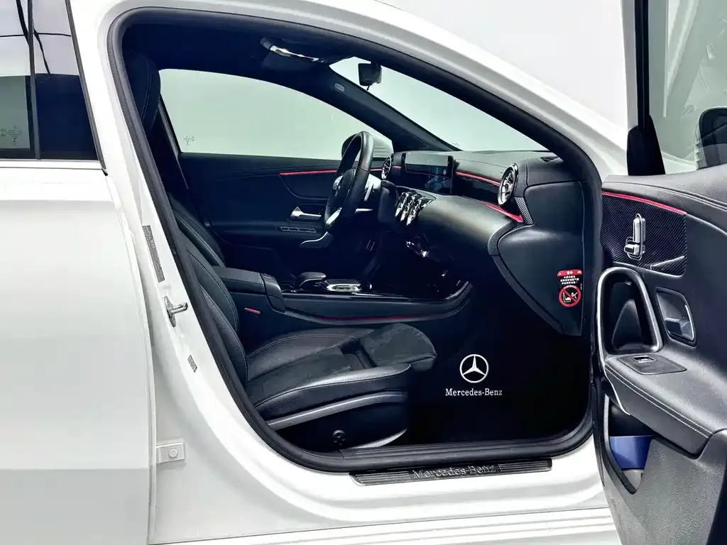 Mercedes-Benz A-Class 2021 из CN, фото 5