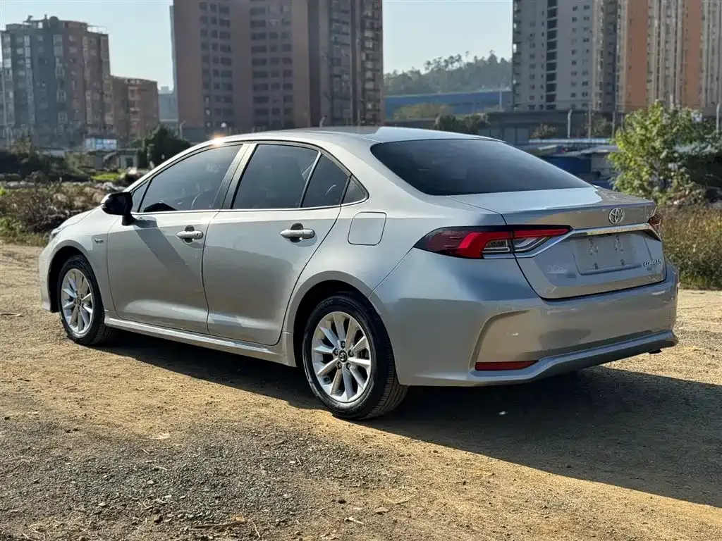 Toyota Corolla 2025 из CN, фото 10