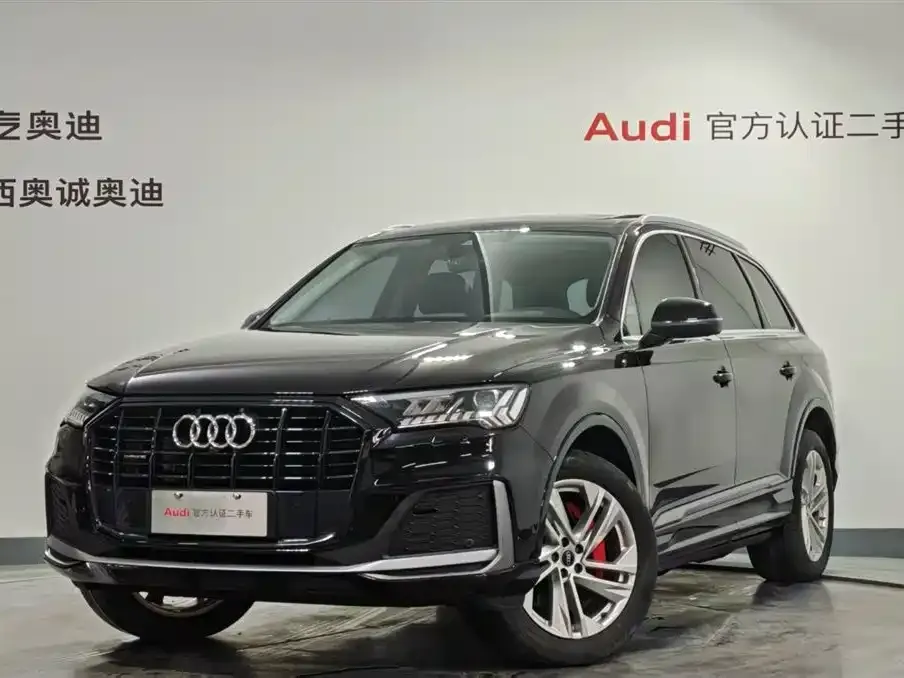 Audi Q7 2024 из CN, фото 1