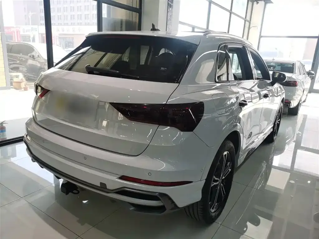 Audi Q3 2021 из CN, фото 7