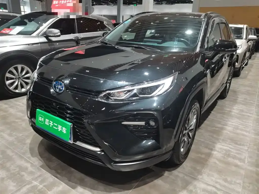 Toyota Wildlander 2023 из CN, фото 2