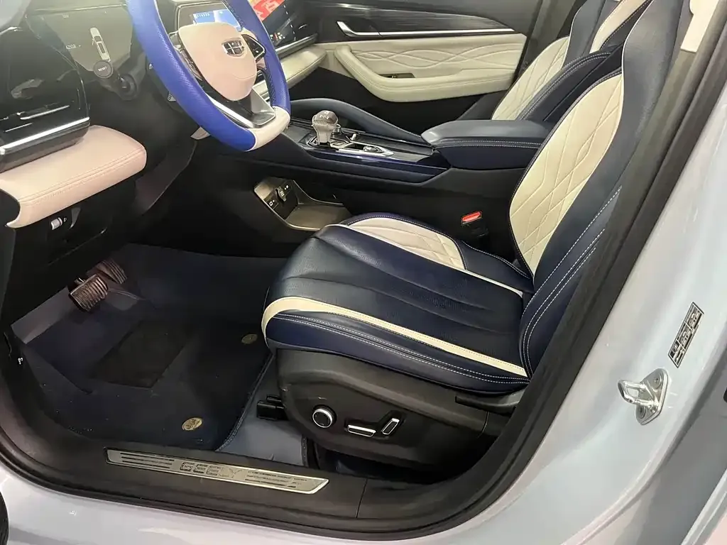 Geely Xingyue L 2022 из CN, фото 3