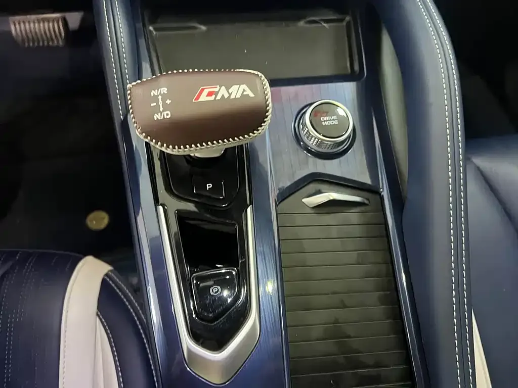 Geely Xingyue L 2022 из CN, фото 8