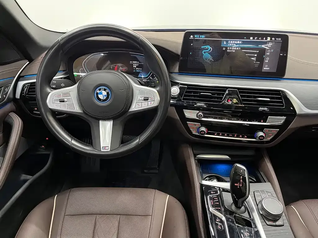 BMW 5 Series New Energy — фото 8