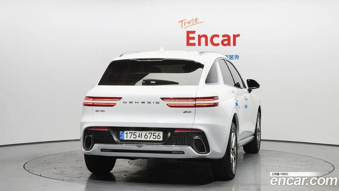 Genesis GV70 2023 из KR, фото 2