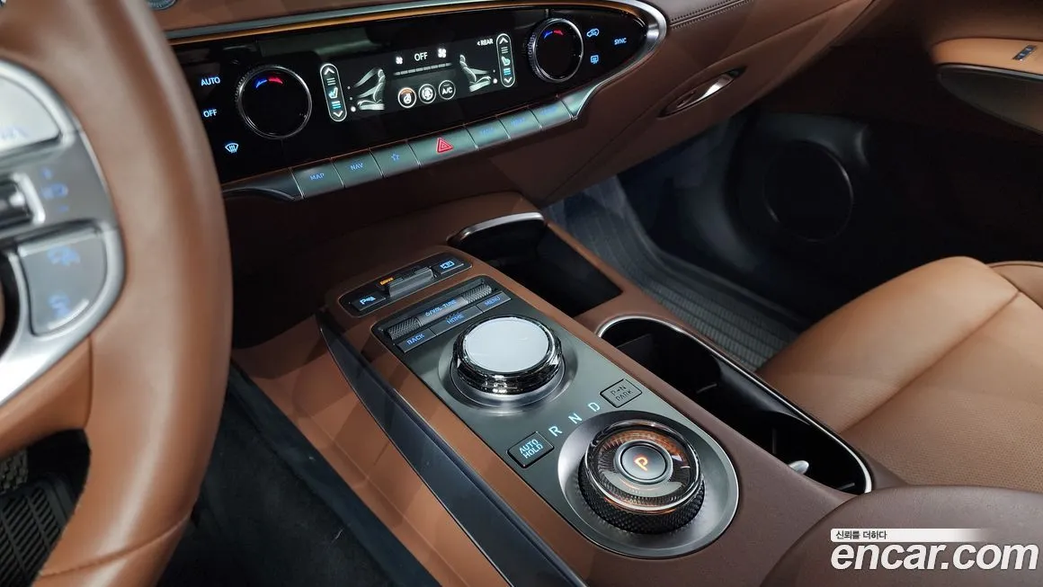 Genesis GV70 2023 из KR, фото 3