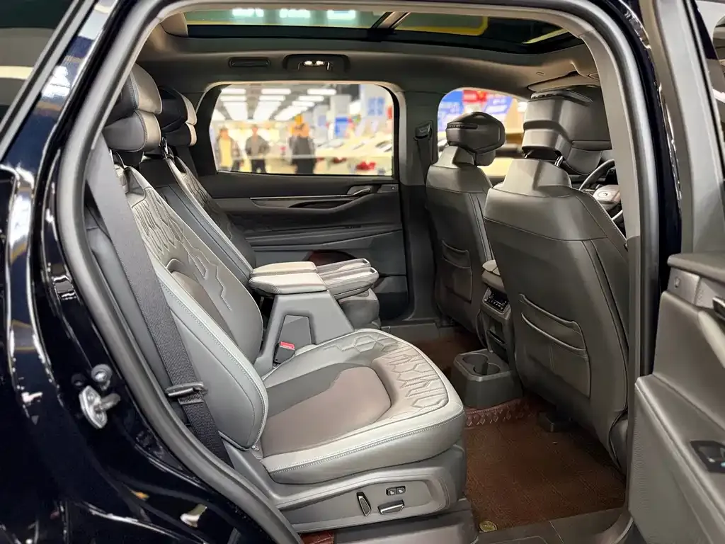 Ford Edge 2024 из CN, фото 10