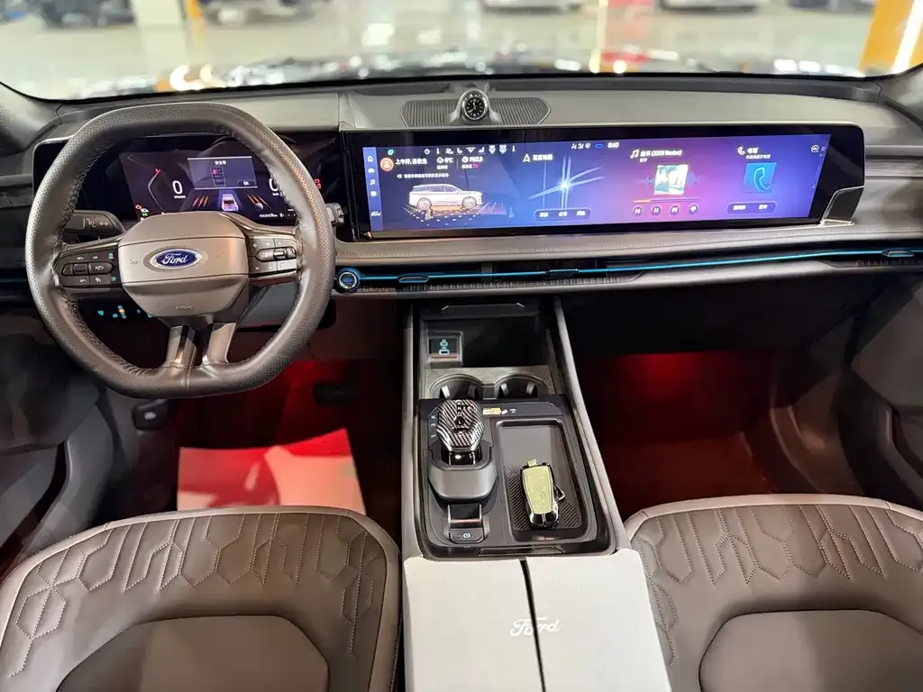Ford Edge 2024 из CN, фото 9