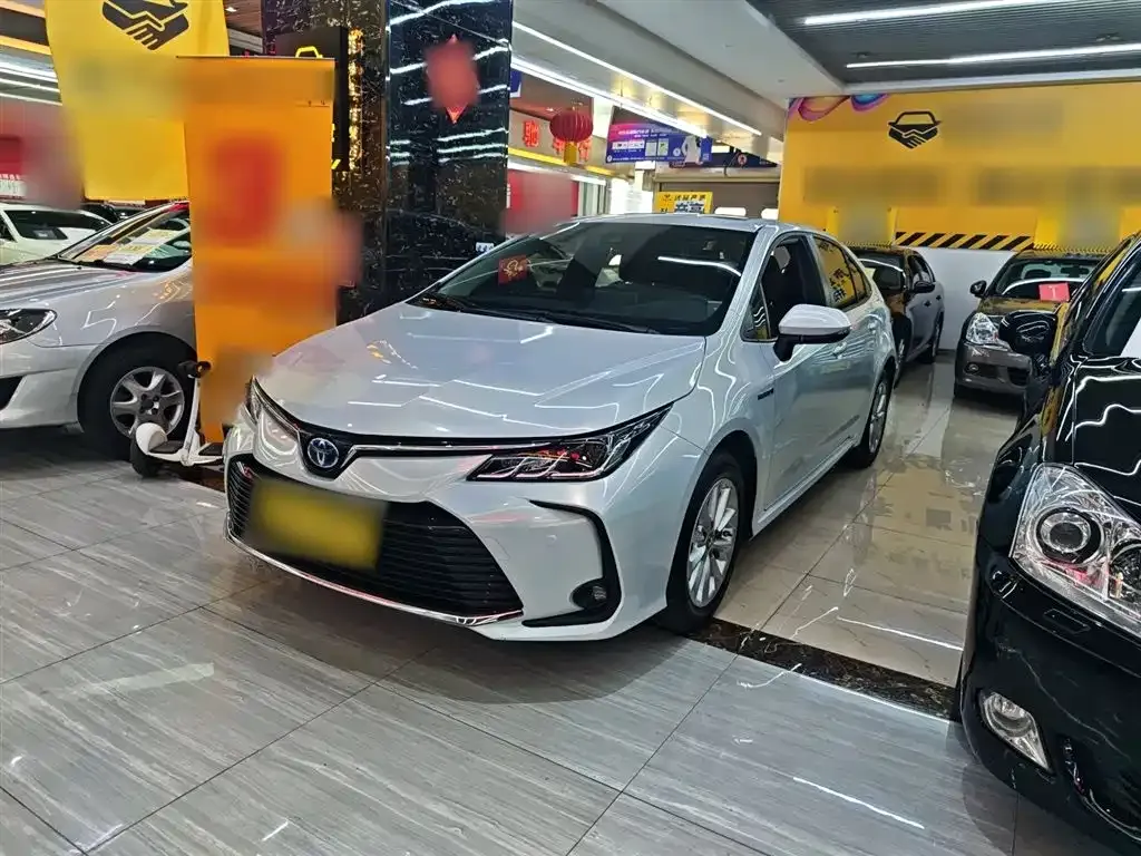 Toyota Corolla 2023 из CN, фото 9