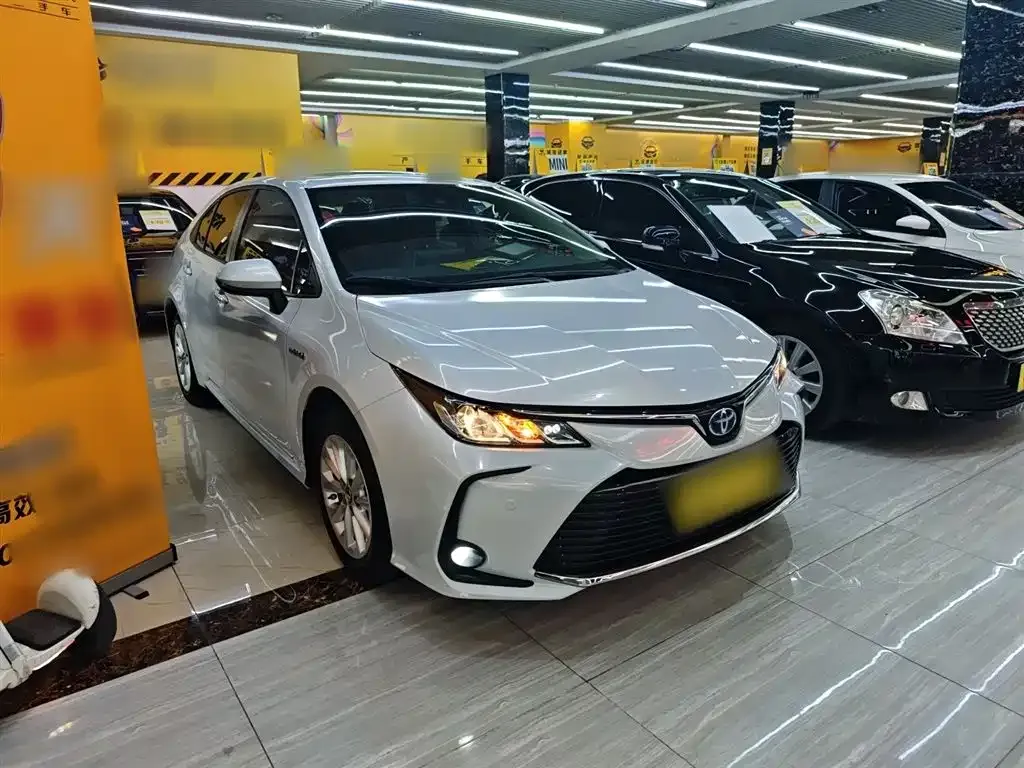 Toyota Corolla 2023 из CN, фото 10
