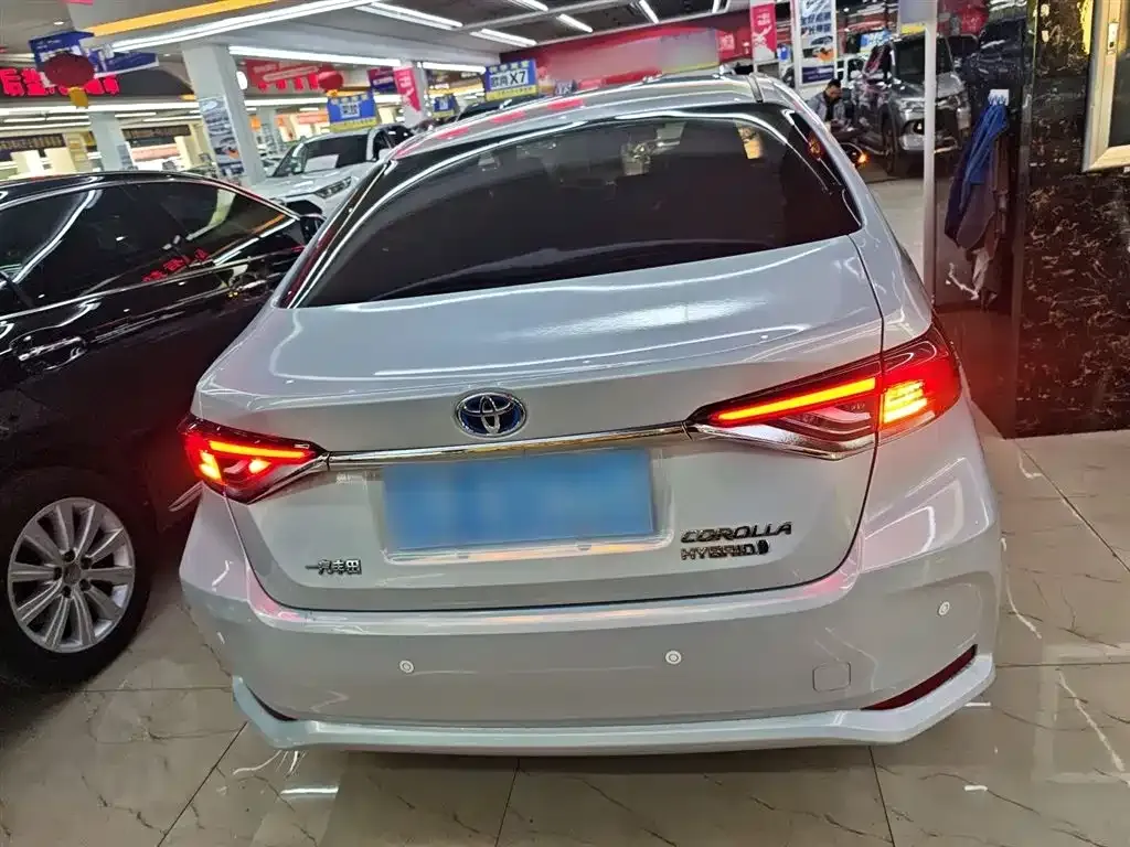 Toyota Corolla 2023 из CN, фото 4