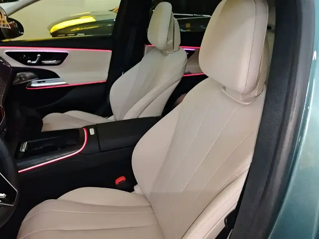 Mercedes-Benz E-Class (Import) 2024 из CN, фото 2