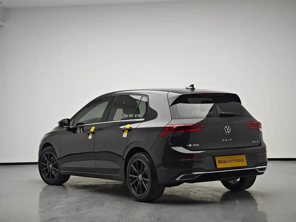 Volkswagen Golf 2022 из CN, фото 7