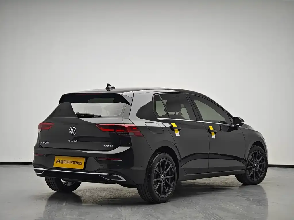Volkswagen Golf 2022 из CN, фото 9