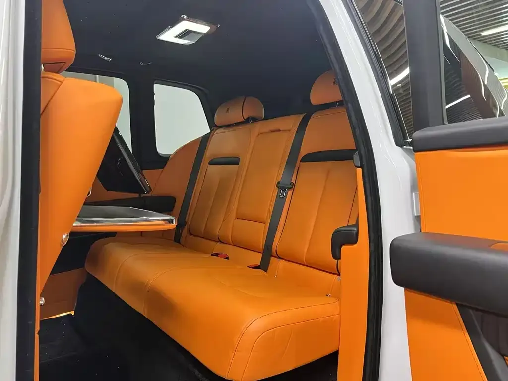 Rolls-Royce Cullinan 2021 из CN, фото 5