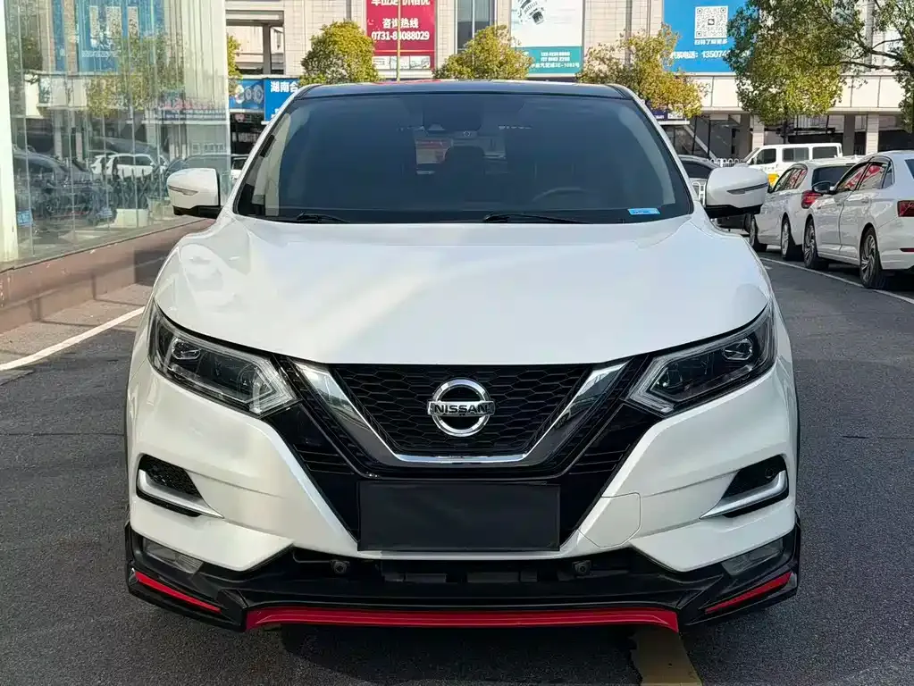 Nissan Qashqai 2021 из CN, фото 2