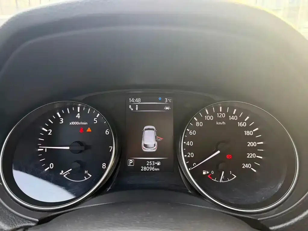Nissan Qashqai 2021 из CN, фото 4