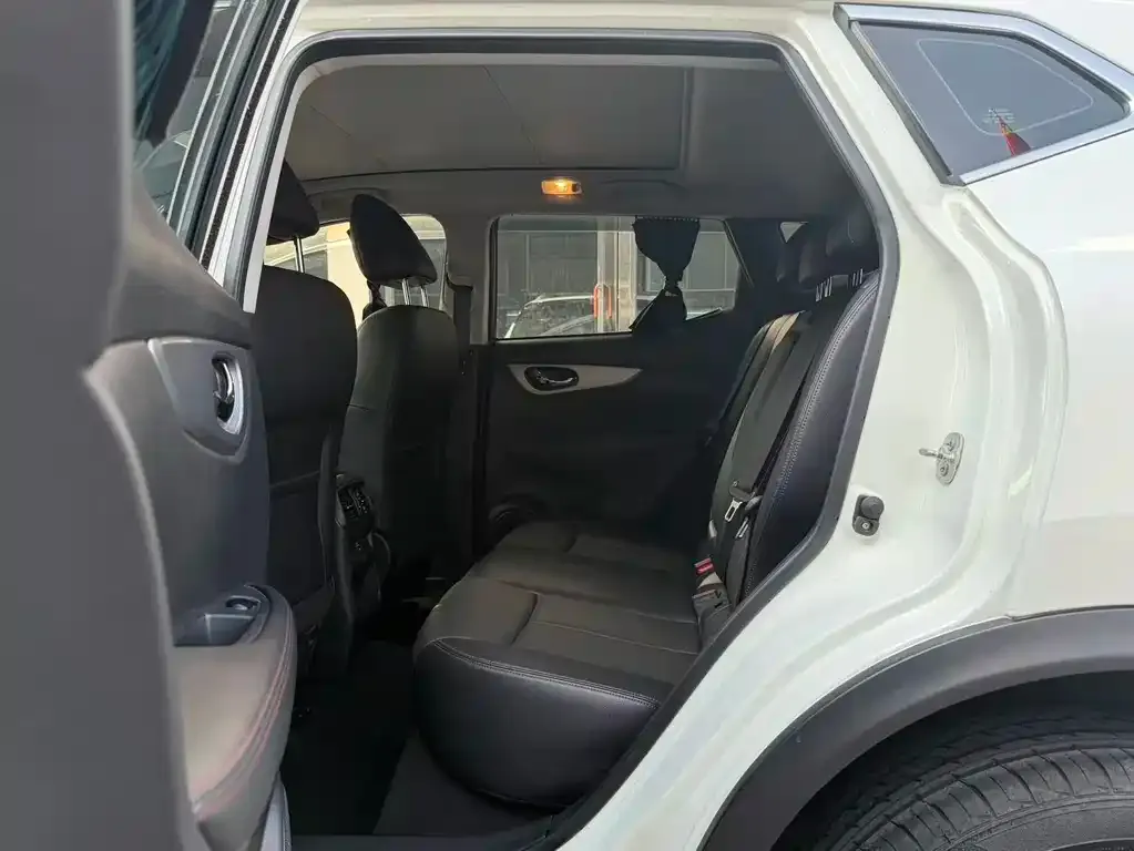 Nissan Qashqai 2021 из CN, фото 6