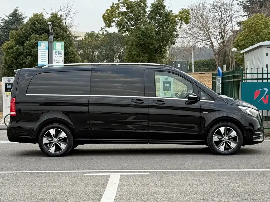 Mercedes-Benz V-Class 2021 из CN, фото 9