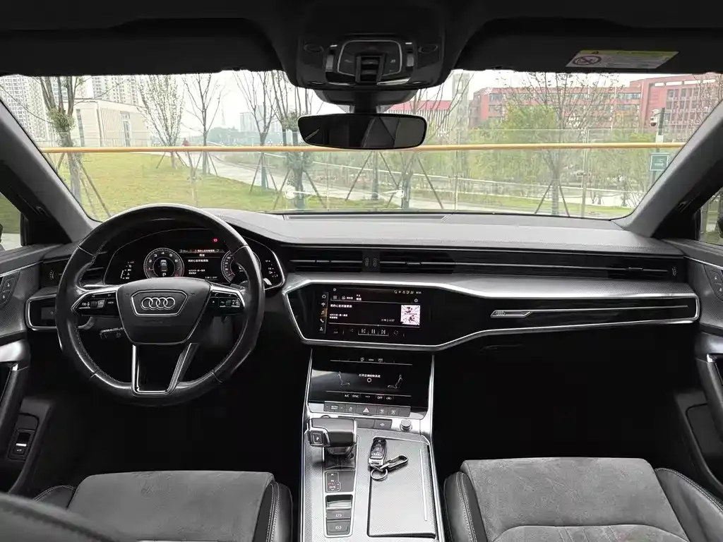 Audi A6L 2021 из CN, фото 6