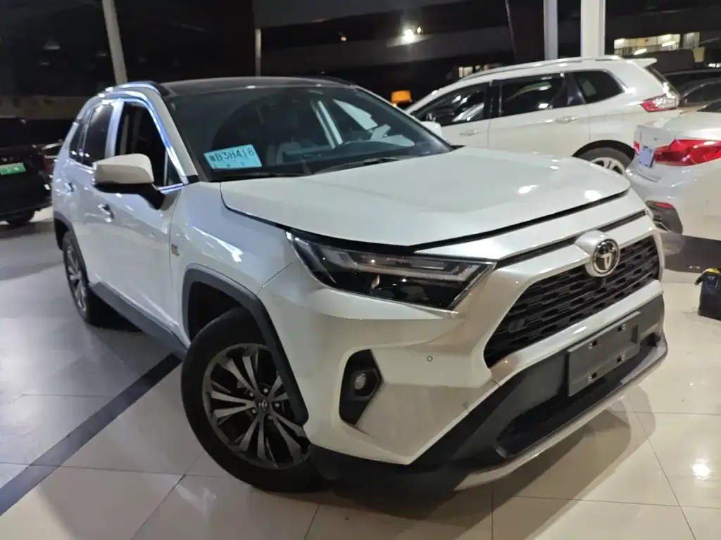 Toyota RAV4 2024 из CN, фото 5