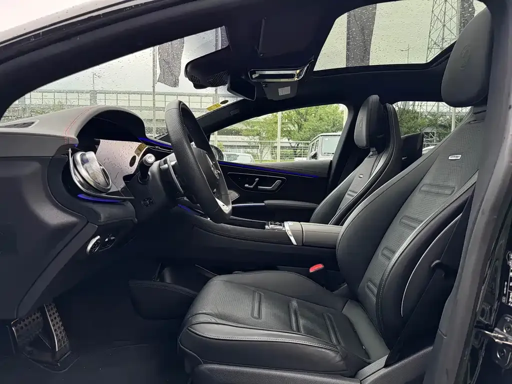 Mercedes-Benz EQS AMG — фото 6
