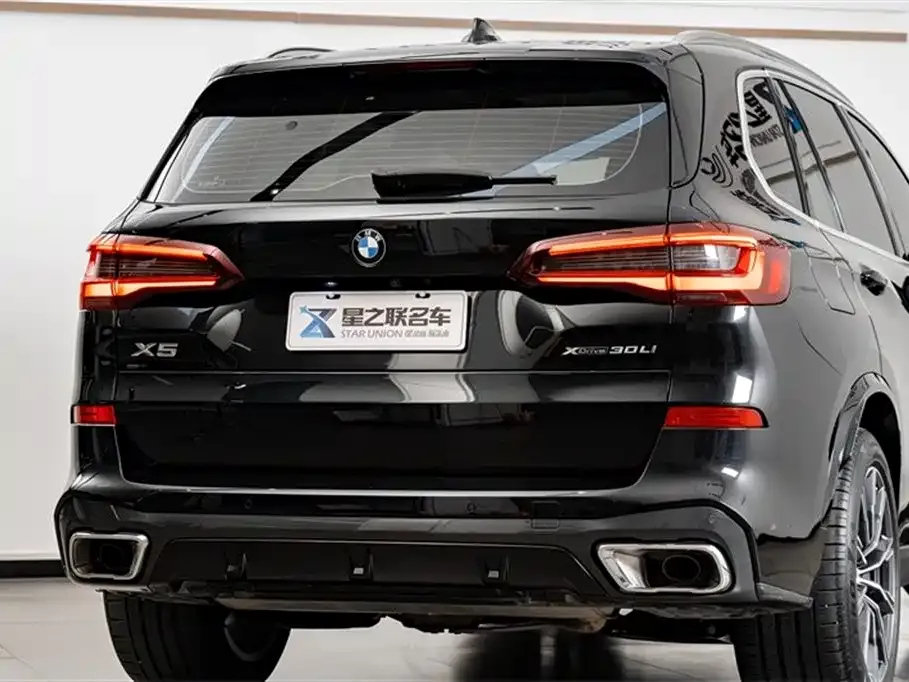 BMW X5 — фото 7