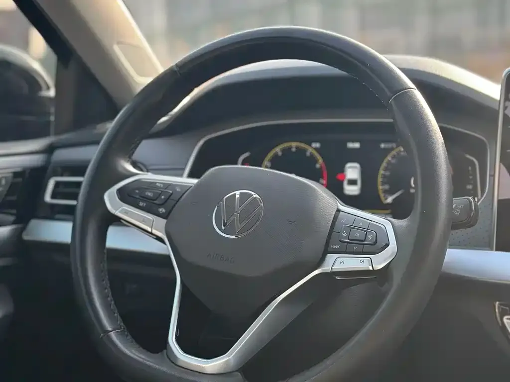 Volkswagen Lavida 2023 из CN, фото 6