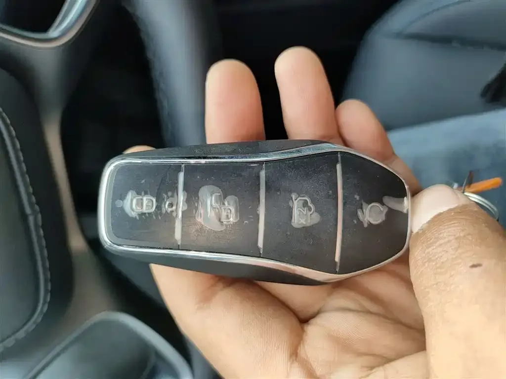 BYD Seal — фото 9