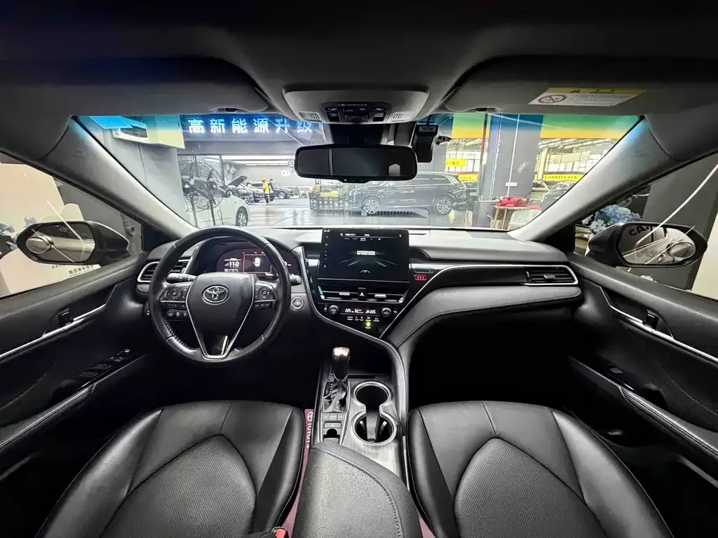 Toyota Camry 2022 из CN, фото 10