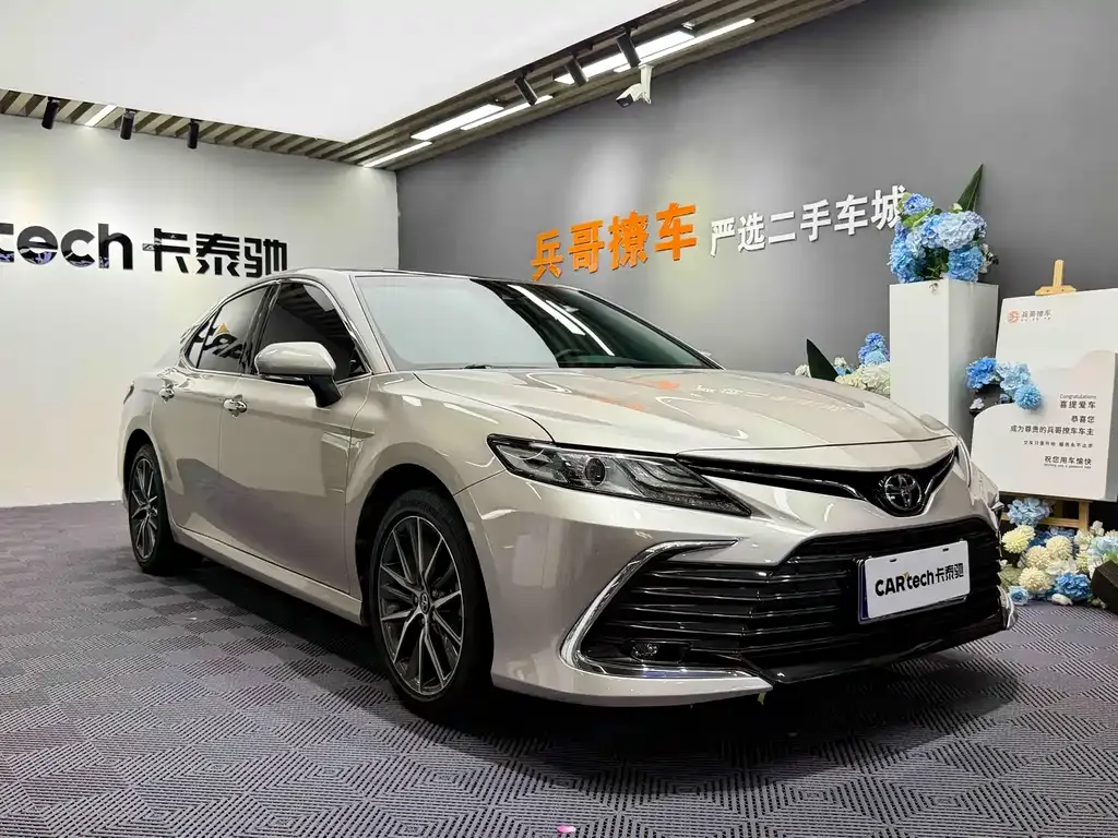 Toyota Camry 2022 из CN, фото 3