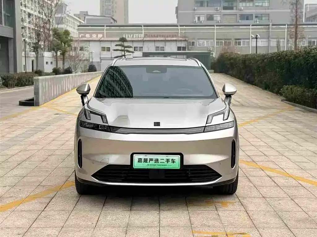 Lynk & Co 08 EM-P 2023 из CN, фото 2