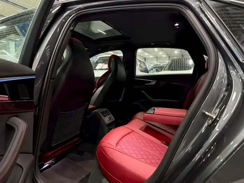 Audi S4 2025 из CN, фото 7