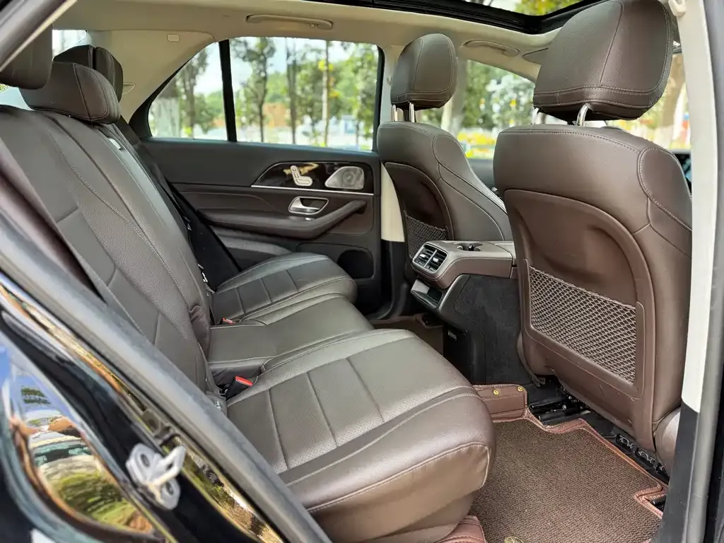 Mercedes-Benz GLE 2022 из CN, фото 2