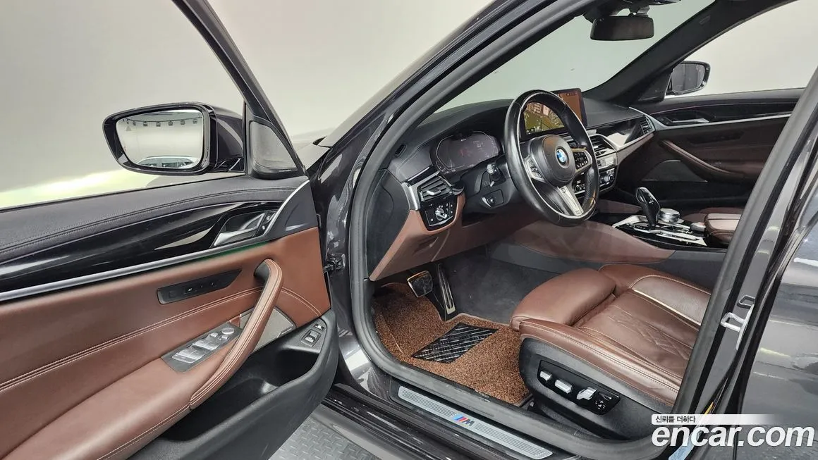 BMW 5-Series 2021 из KR, фото 8