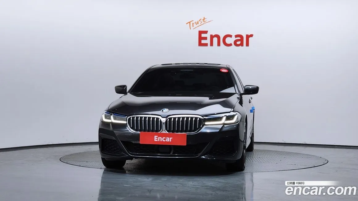 BMW 5-Series 2021 из KR, фото 3
