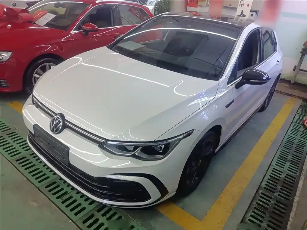 Volkswagen Golf 2022 из CN, фото 1