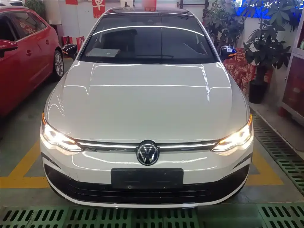 Volkswagen Golf 2022 из CN, фото 6