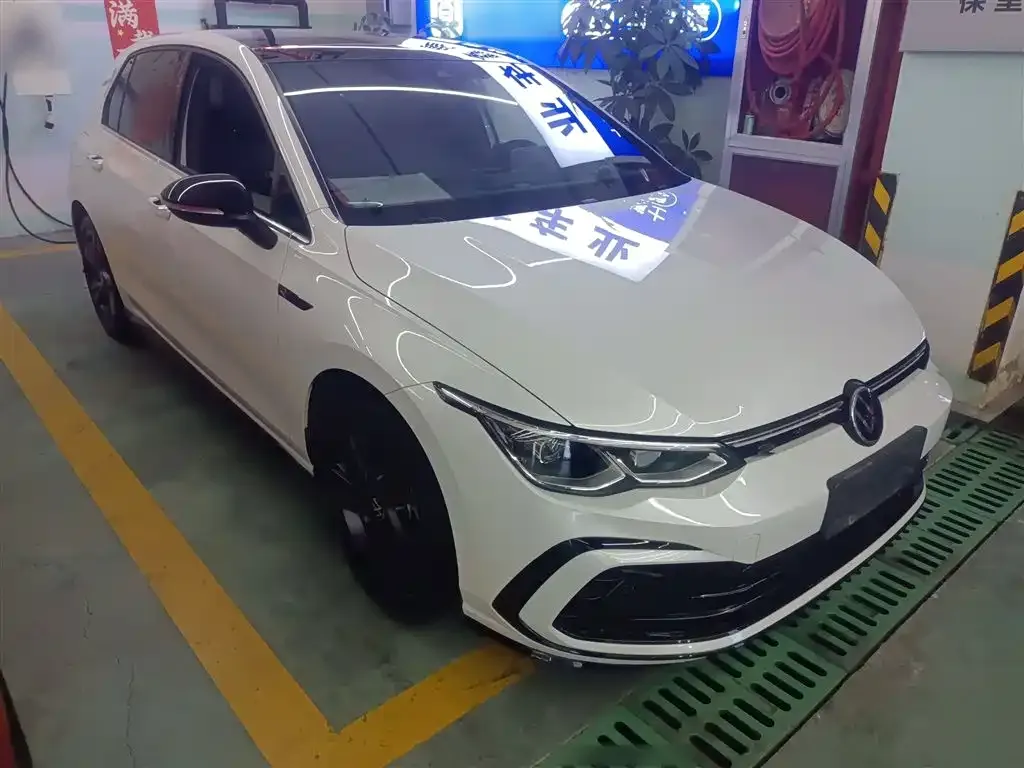 Volkswagen Golf 2022 из CN, фото 8