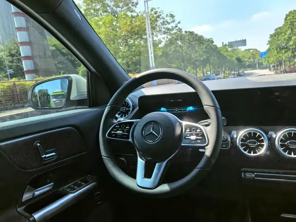 Mercedes-Benz GLA 2023 из CN, фото 3